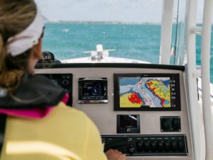 BOSTON WHALER 230 Outrage