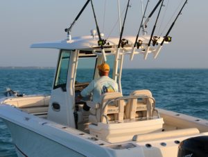 BOSTON WHALER 250 Outrage