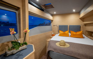 AQUILA 54 Yacht