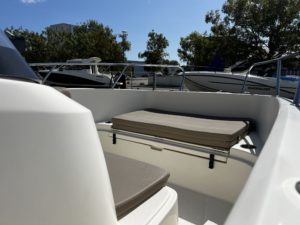 QUICKSILVER 675 Open