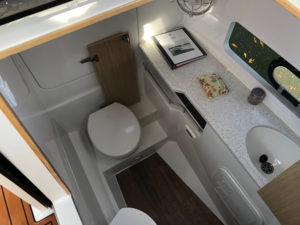 AQUILA 32 Sport