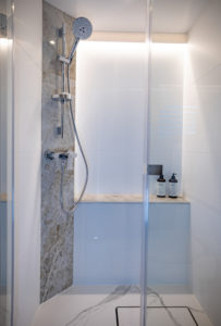 AQUILA Aquila 70 Luxury