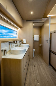 AQUILA Aquila 70 Luxury