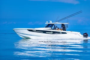 AQUILA 47 Molokai