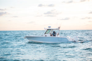BOSTON WHALER 290 Outrage