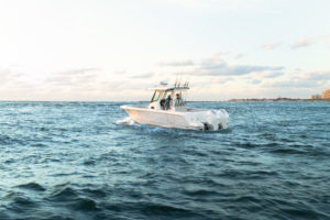 BOSTON WHALER 290 Outrage