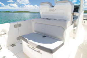BOSTON WHALER 290 Outrage